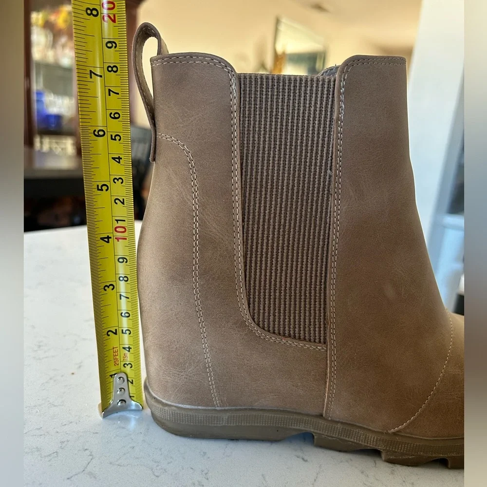 Women's Wedge Tan Ankle Chelsea Boots - Picture 7 of 13
